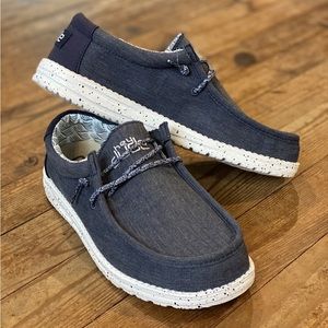 Hey Dude Men’s shoes brand new with tags. Size 11